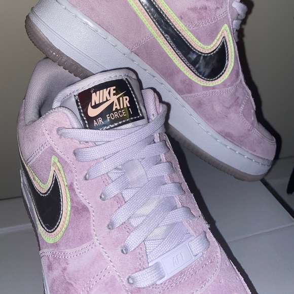 Nike Air Force 1’s - Picture 4 of 8